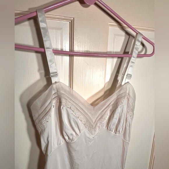 Vintage slip, size 32 - Picture 2 of 5